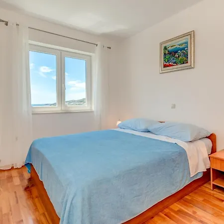 Appartement Mirta A Omiš